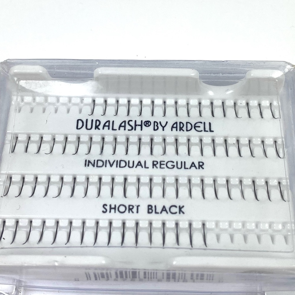 Lashes - Picture 4 of 9